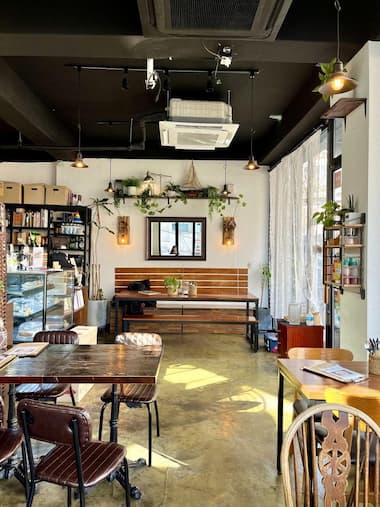 vegetus vegan restaurant in Haebangchon